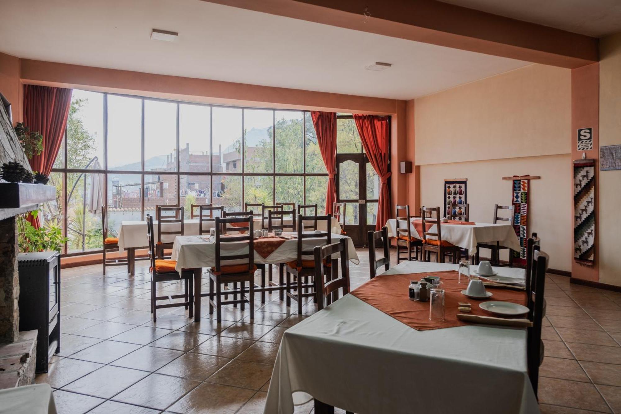 Hotel Santa Cruz Уарас Экстерьер фото